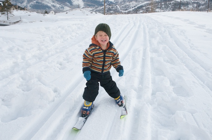 Tory skis for the first time Tory 'skis' for the first time!